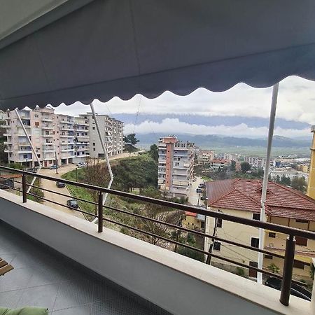 Grey Luxury Apartment Gjirokastër Екстериор снимка