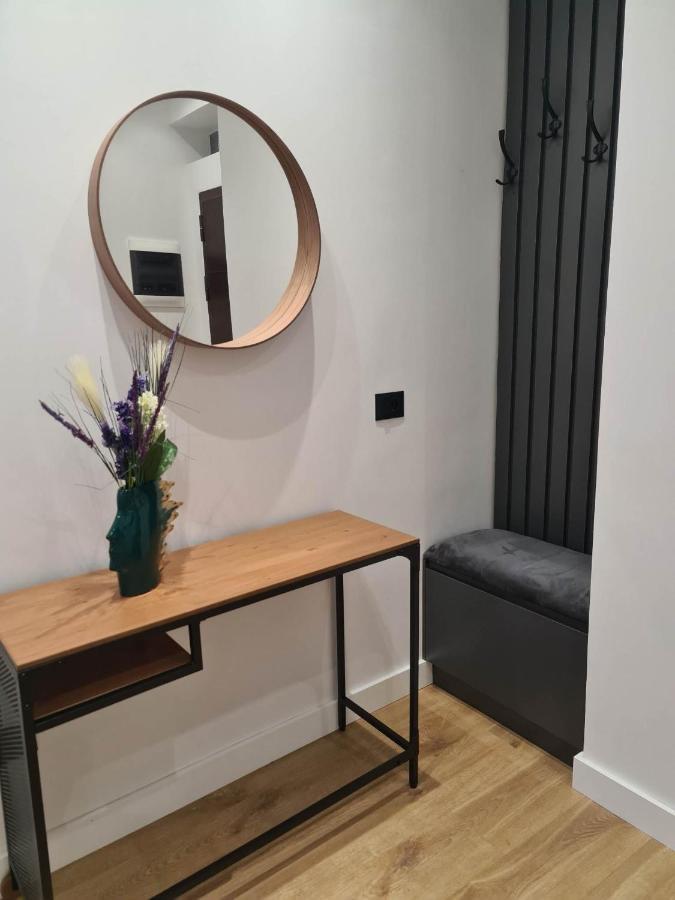 Grey Luxury Apartment Gjirokastër Екстериор снимка