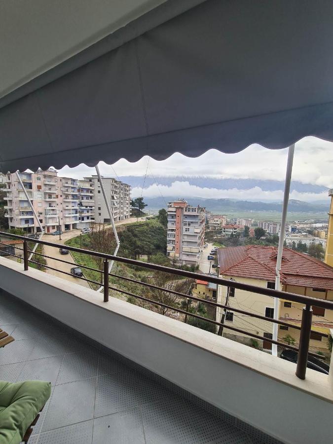 Grey Luxury Apartment Gjirokastër Екстериор снимка